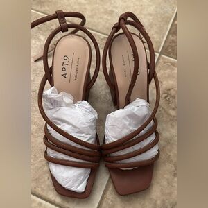 Apt. 9 Women's Tan Strappy Heels